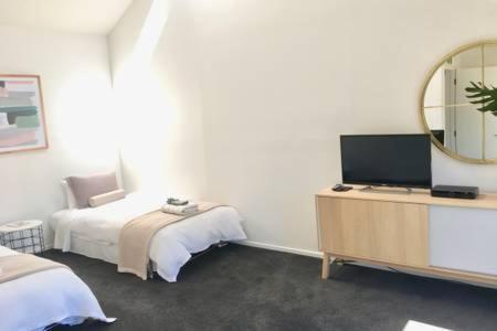 Number 1 - Chic Inner City Rooms Christchurch Exterior foto
