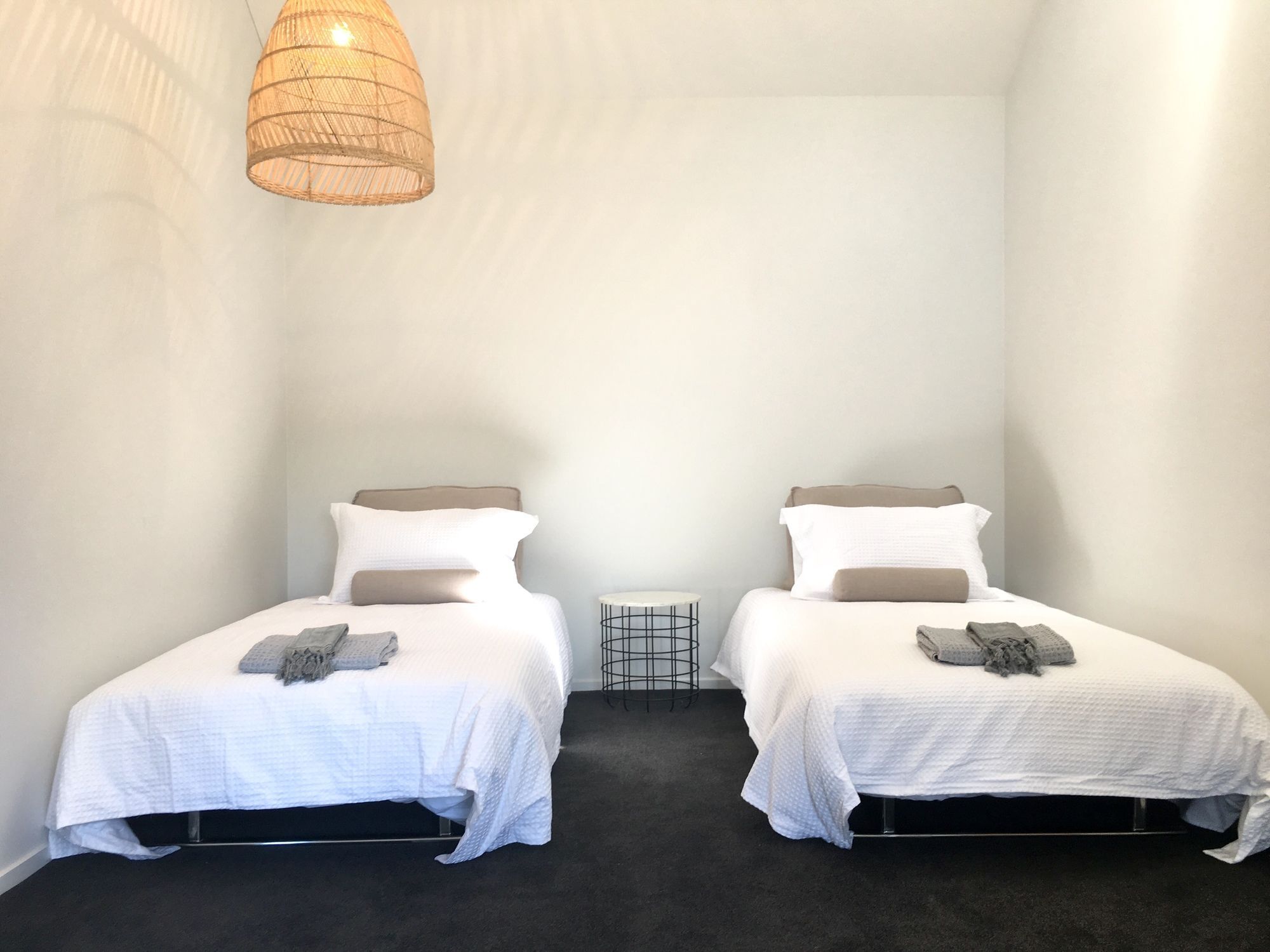 Number 1 - Chic Inner City Rooms Christchurch Exterior foto